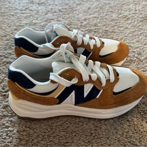 New Balance Sneakers
